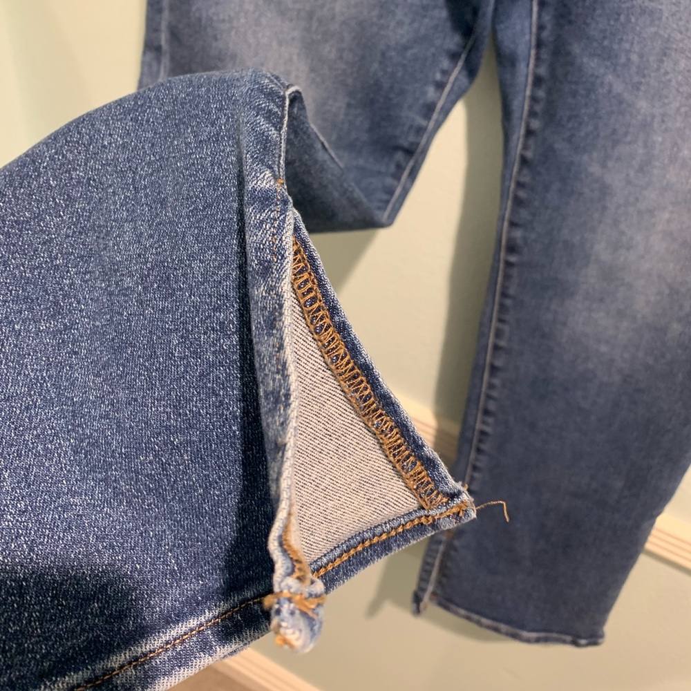 Express Skyscraper Mid Rise Blue Jeans - Picture 3 of 6